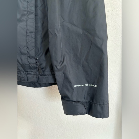 Columbia Women’s Black Rain Jacket - Picture 3 of 8